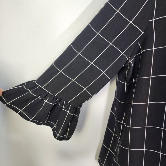 Adrianna Papell Womens Top Medium Black White Plaid Bell Sleeve Keyhole Relaxed - Picture 7 of 11